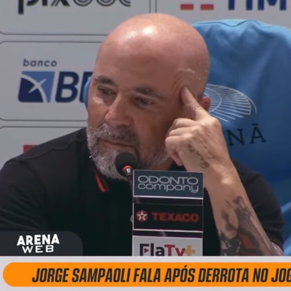 Jorge Sampaoli foi chamado de idiota em áudio atribuído ao repórter da Globo, Eric Faria