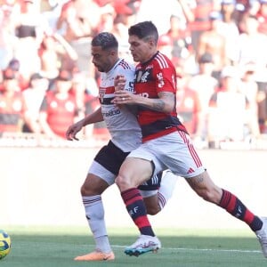 Lateral do Flamengo, Ayrton Lucas também foi envolvido ao ter seu desempenho criticado na era Jorge Sampaoli