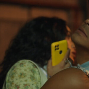 Jefinho (Micael Borges) levou tiro por Luna (Giovana Cordeiro) na novela "Fuzuê"