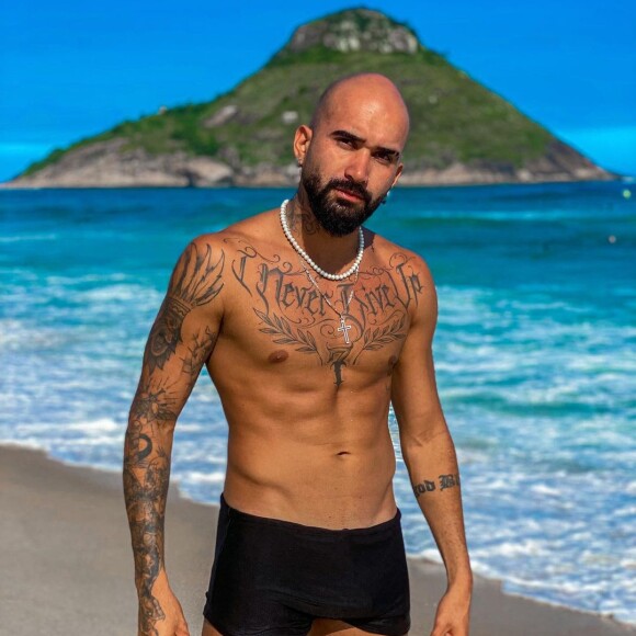 Lexa teria sido acusada de trair Guimê com o próprio bailarino