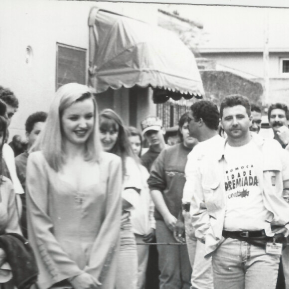 Alessandra Scatena chegou a entrar na 'Banheira do Gugu', no 'Domingo Legal', que era realizada na área externa do estúdio do SBT