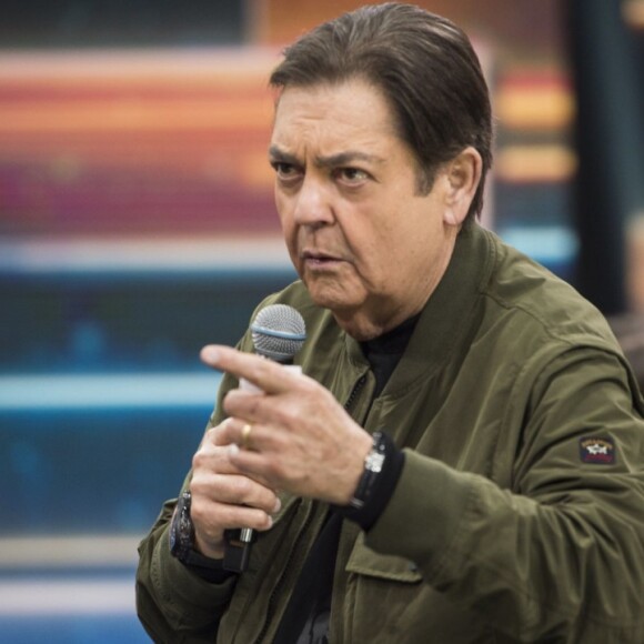 Faustão saiu do programa na Band antes da cirurgia no coração