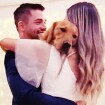 Cachorro golden retriever 'valsa' com noivos em casamento e vira a coisa mais fofa da internet