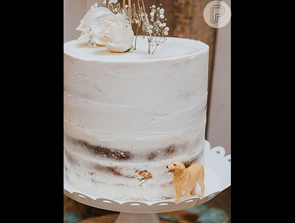 Golden retriever Bear estava presente até em miniatura do bolo de casamento