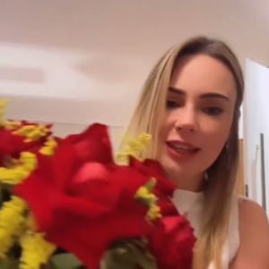 Já de 'A Fazenda 2023', Rachel Sheherazade ganhou flores de Cariúcha e perdoou a ex-peoa