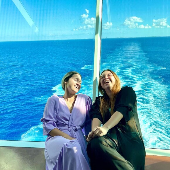 Sofia Liberato e Marina Liberato são gêmeas e as únicas filhas de Gugu Liberato