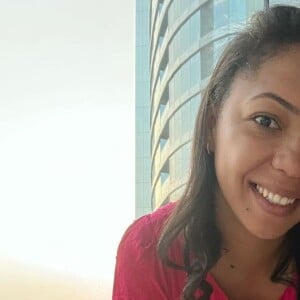 Carina Costa também negou que ganhe um salário de R$ 30 mil: 'Vocês acreditam muito em fake news. Meu sonho ganhar isso tudo'