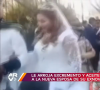 O perfume do casamento? Merda! Vídeo que mostra ex dando banho de fezes em noivos na igreja viraliza.