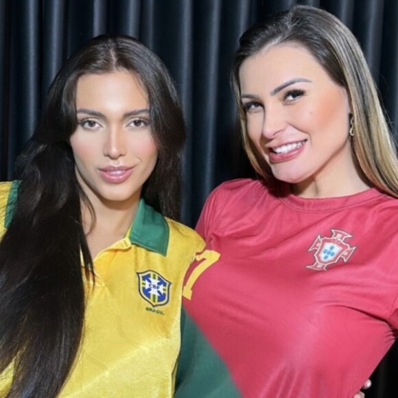 Andressa Urach e ex-amante de Neymar, Fernanda Campos, encarnam Cristiano Ronaldo e jogador de futebol brasileiro em novo vídeo pornô realizando fetiche de se fantasiarem de atletas