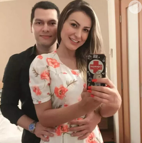 Andressa Urach se declara para ex-marido Thiago Lopes após jantar