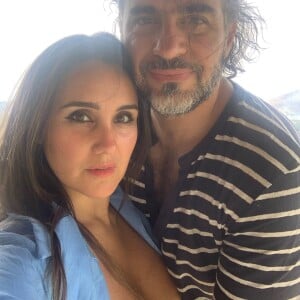 Dulce Maria e Paco Álvarez se conheceram nos bastidores do clipe 'No Sé Llorar'
