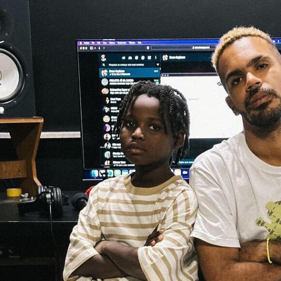 'O primeiro rap a gente nunca esquece, né?!', diz Bruno Gagliasso ao levar Bless para viver experiência única