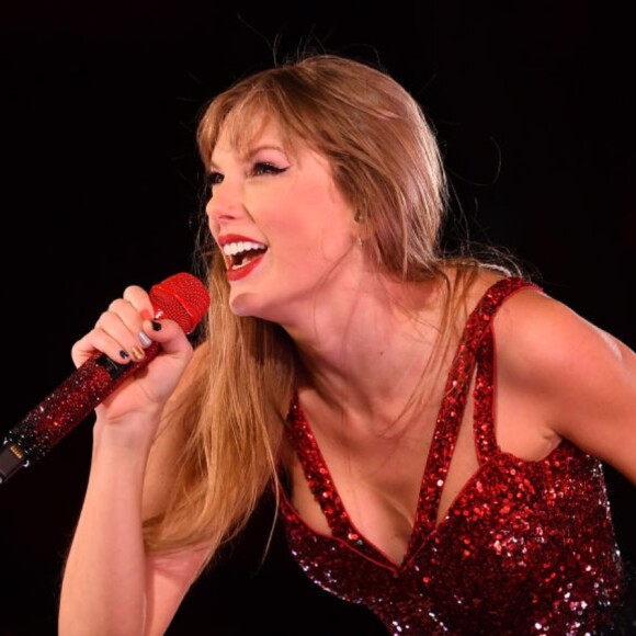 A cantora Taylor Swift é uma lançadora de tendências também em maquiagem