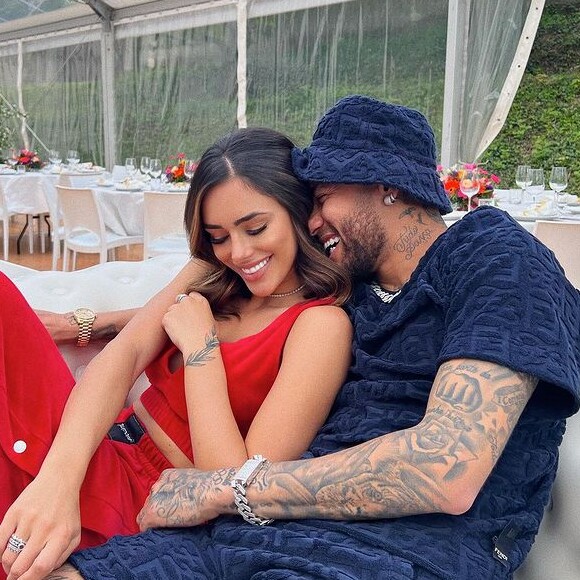 Neymar e Bruna Biancardi estariam estudando a melhor maneira de retomarem a relação