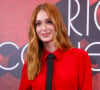 Marina Ruy Barbosa escolheu vestido vermelho grifado com fenda para lançamento da série 'Rio Connection' em shopping do Rio de Janeiro em 21 de novembro de 2023