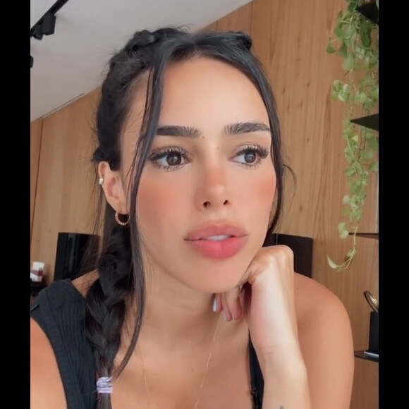 Bruna Biancardi voltou às redes e explicou que agora toma mais cuidado com o que posta na web e que redobrou a segurança