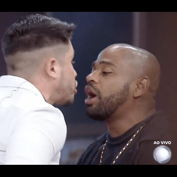Lucas Souza saiu após briga com Cezar Black