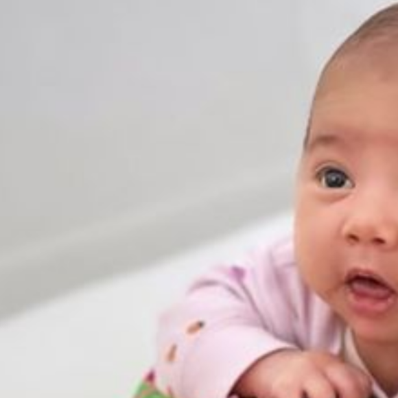 Mavie, filha de Neymar e Bruna Biancardi, completa 2 meses de vida na próxima quarta-feira (06)