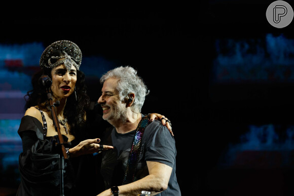 Marisa Monte e Roberto de Carvalho homenagearam Rita Lee no palco do Primavera Sound 2023