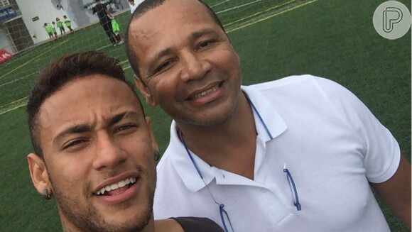 Pai de Neymar é processado por calote de construtora