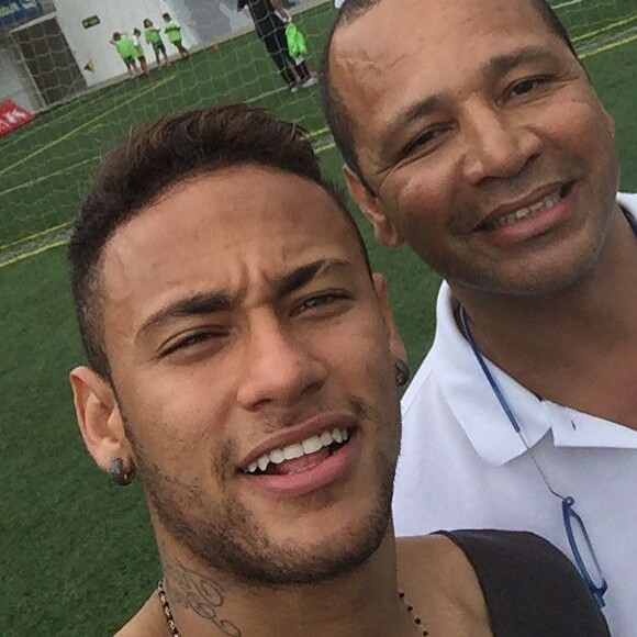 Dessa vez, foi a vez do pai de Neymar ser envolvido em uma grande polêmica