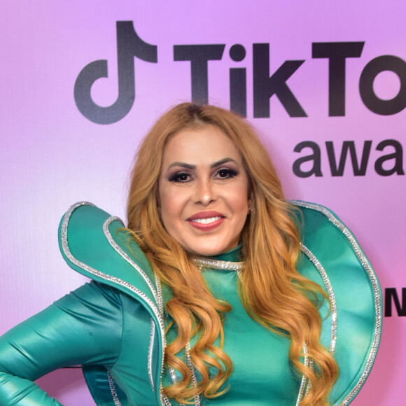 Joelma foi com um de seus looks extravagantes para o TikTok Awards 2023