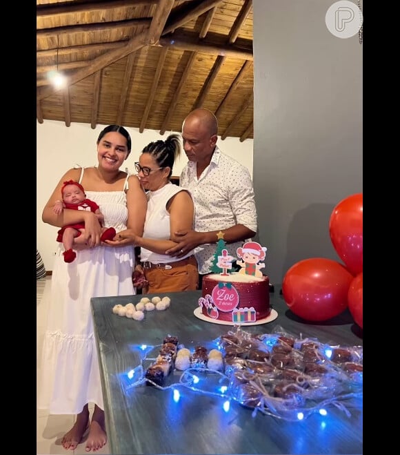 Filha do cantor gospel Pedro Henrique, Zoe teve festa improvisada ao completar 2 meses, com direito a bolo e docinhos