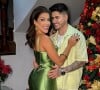 Campeã da Fazenda 2023, Jaquelline passou o natal com o novo namorado Lucas Souza usando um vestido longo verde acentinado