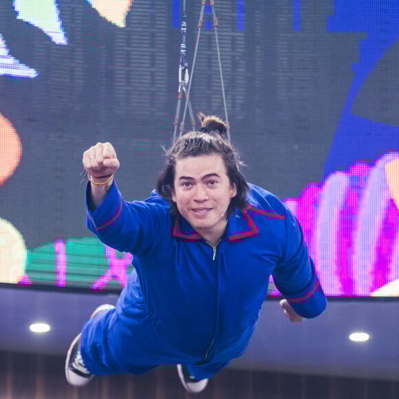 Whindersson Nunes foi apoiado por fãs, que se preocuparam com seu estado emocional: 'Nunca pense em desistir, pois você pode não ter se dado conta, mas é o herói de muita gente'