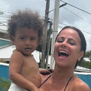 Filho de Viviane Araujo é alvo de críticas após fotos postadas pela atriz