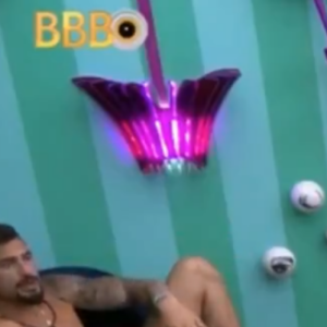 BBB 24: o termo 'NOJENTOS' figurou entre os assuntos mais comentados do Twitter após conversa sobre aparência de Yasmin Brunet