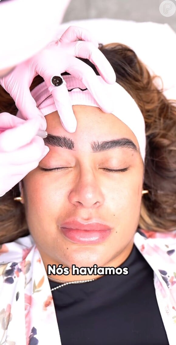 Rafaella Santos pagou R$ 12 mil pela técnica, que promete deixar as sobrancelhas naturais e o olhar definido