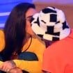 Festa no 'BBB 24': MC Bin Laden flerta com Giovanna e sister dá selinho em funkeiro