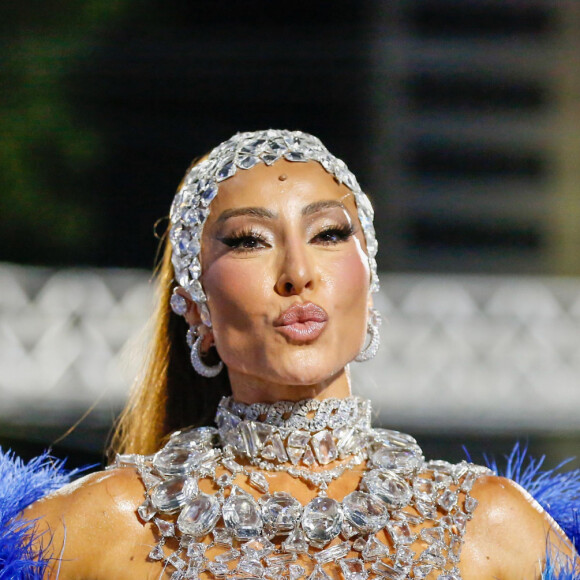 Sabrina Sato também é uma das principais musas do Carnaval brasileiro como rainha de bateria da Vila Isabel e Gaviões da Fiel