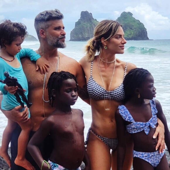 Day McCarthy terá que pagar quase R$ 500 mil a Títi, Bruno Gagliasso e Giovanna Ewbank após ofensas à filha do ator e da youtuber