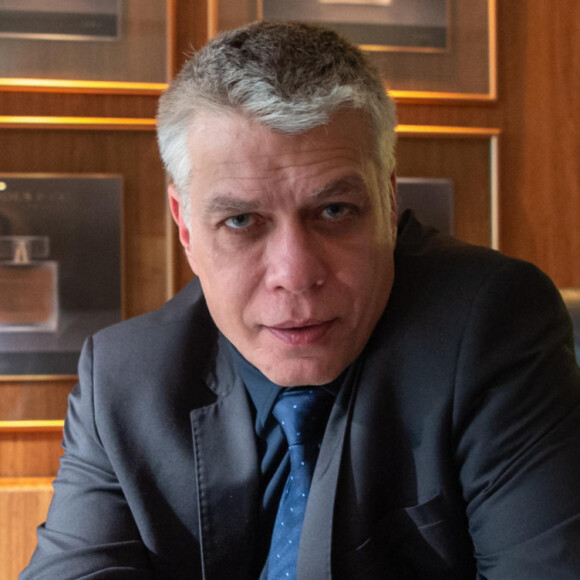 Fabio Assunção engatou namoro com a atriz Isa Salmen, 20 anos mais novva que ele, revela o jornal 'Extra' em 15 de fevereiro de 2024