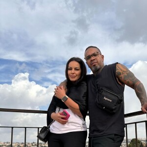 'BBB 24': Bruna Amaral, esposa de Rodriguinho, se revoltou com o pagodeiro que é amigo do brother do BBB 24 e o detonou nas redes sociais