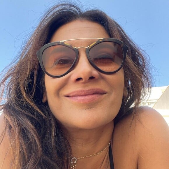 Dira Paes mostrou uma foto do início de sua jornada como atriz no Rio de Janeiro