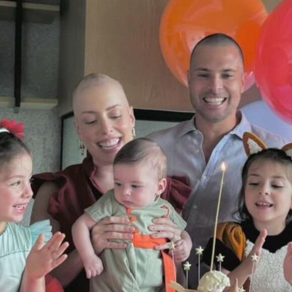 Fabiana Justus comemora 6 meses do filho caçula em meio a tratamento contra a leucemia e fã aponta momento delicado na família