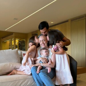 Fabiana Justus recebeu alta nos últimos dias e está em casa para continuar o tratamento contra a Leucemia