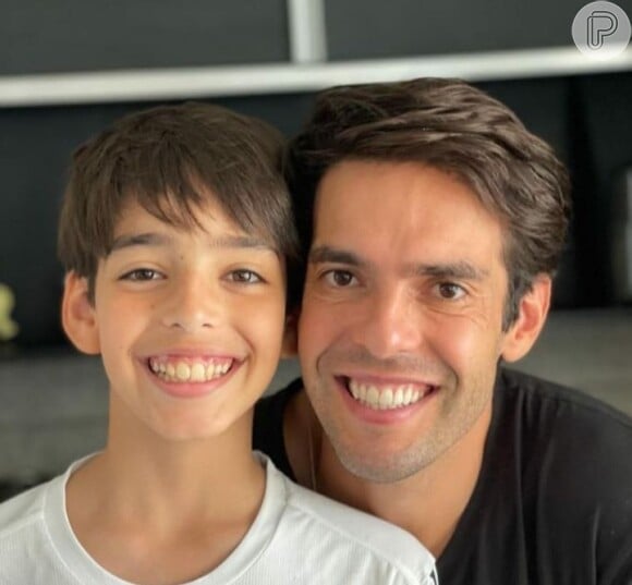 Kaká e Lucas Celico: o ex-jogador de futebol surpreendeu ao posar com primogênito por conta da aparência parecida