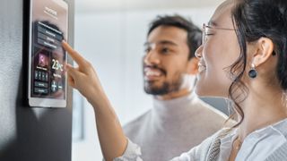 Casa moderna! Deixe o ambiente ainda mais prático com estes dispositivos smart