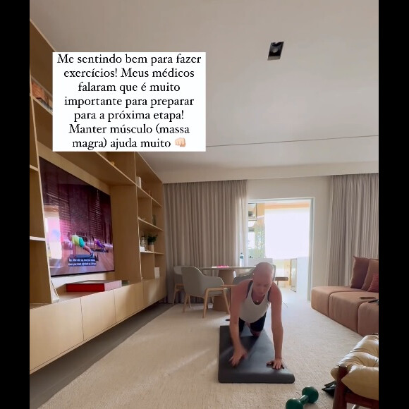 Filha de Roberto Justus, Fabiana Justus se filmou fazendo exercícios em casa: 'Meus médicos falaram que é muito importante para preparar para a próxima etapa! Manter músculo (massa magra) ajuda muito'