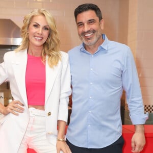 Ana Hickmann, namorada de Edu Guedes, foi questionada em relação ao que a faz ficar mais linda: 'Uma única palavra: amor. Pronto, falei'