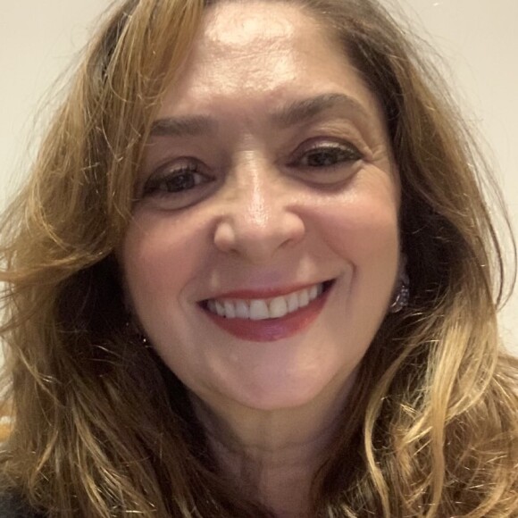 Nanci Gil, que já foi produtora e jurada do programa do pai e foi afastada das funções, diz que é alvo de machismo na família