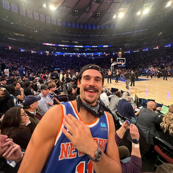 Mudança de Nicolas Prattes, considerado um dos maiores galãs da atualidade, dividiu opinião de fãs