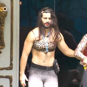 BBB 24: Davi não agradou parte da web ao se vestir de mulher no reality da Globo, que termina em 16 de abril de 2024