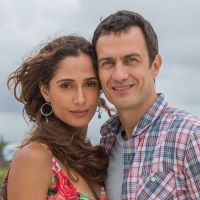 'Babilônia': Camila Pitanga e Gabriel Braga Nunes gravam cenas de beijo na praia