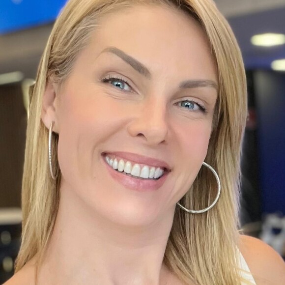 Ana Hickmann teve uma vitória em meio ao imbróglio que envolve as dívidas de mais de R$ 40 milhões de suas empresas