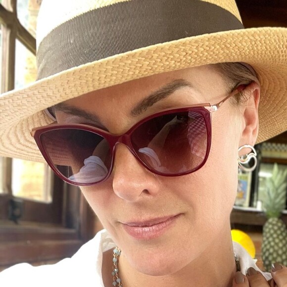 Ana Hickmann: decisão foi tomada pelo desembargador Francisco Giaquinto após a apresentadora alegar que sua assinatura foi fraudada nos documentos